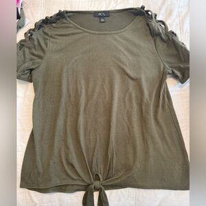 Like new-women’s top with semi exposed sleeves -and tie on bottom